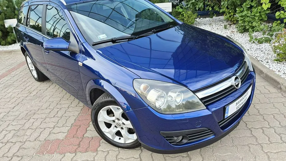 OPEL Astra -