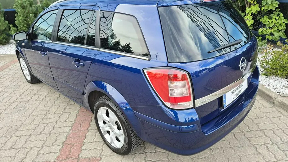 OPEL Astra -