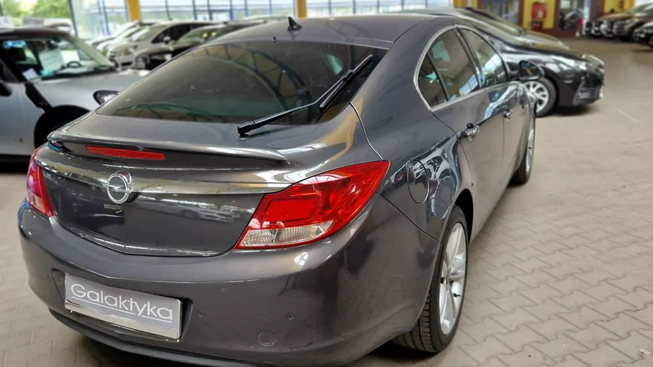 OPEL Insignia -