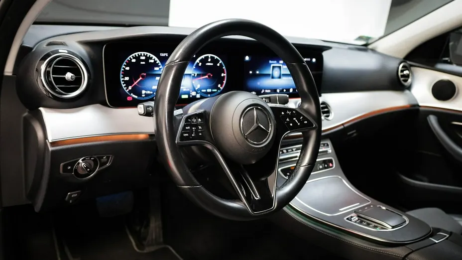 MERCEDES-BENZ E Klasa -