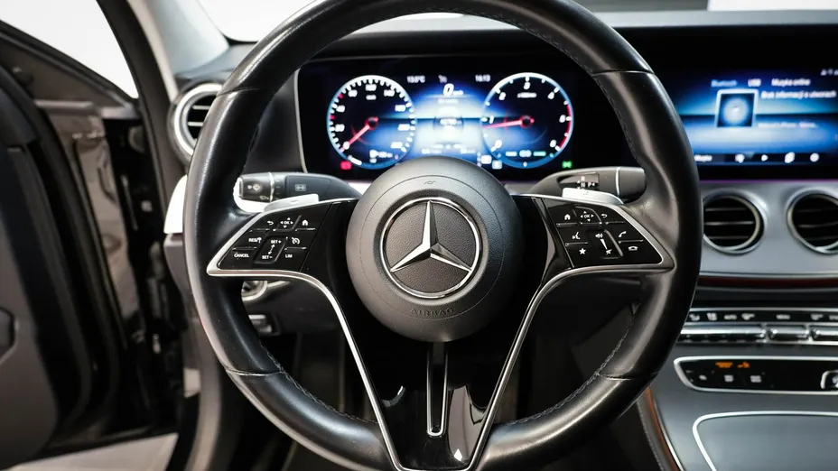 MERCEDES-BENZ E Klasa -