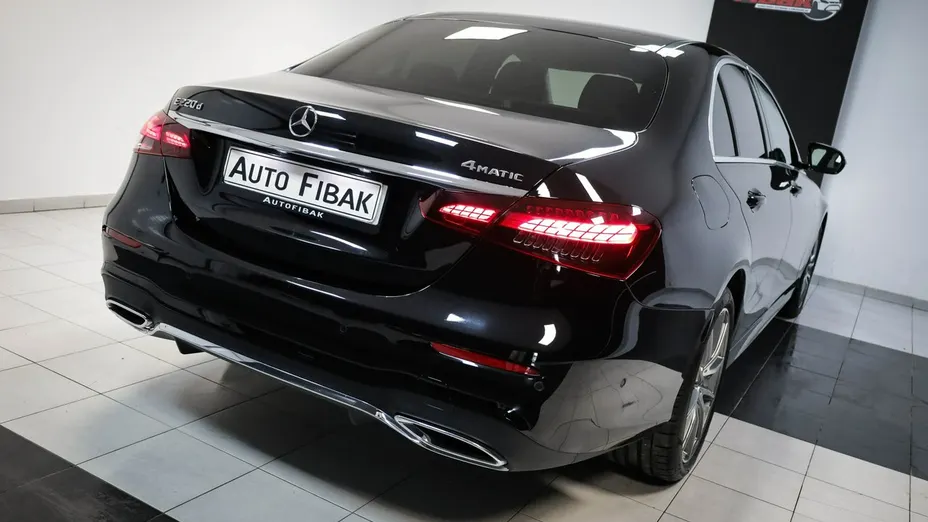 MERCEDES-BENZ E Klasa -