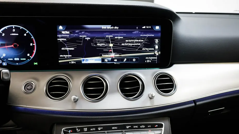 MERCEDES-BENZ E Klasa -