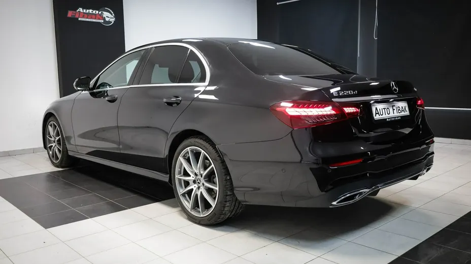 MERCEDES-BENZ E Klasa -