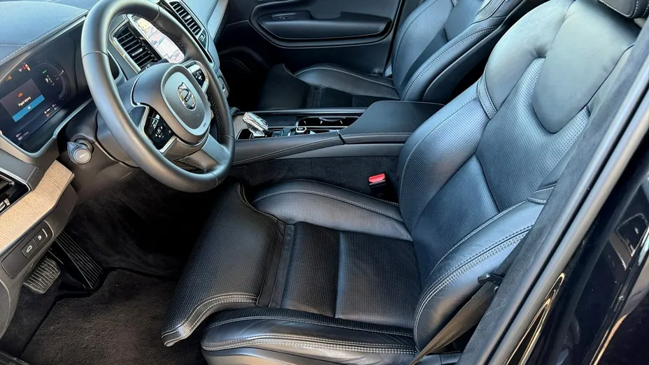 VOLVO XC90 -
