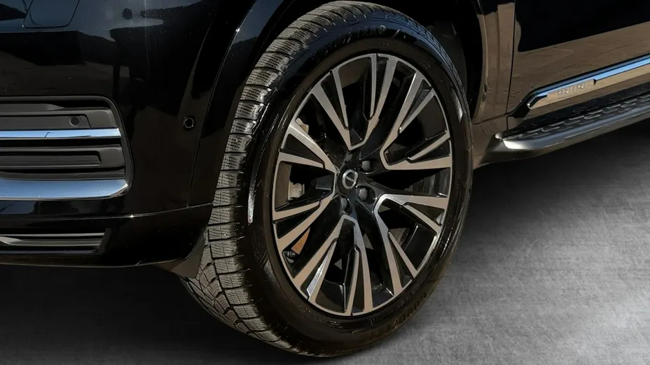 VOLVO XC90 -