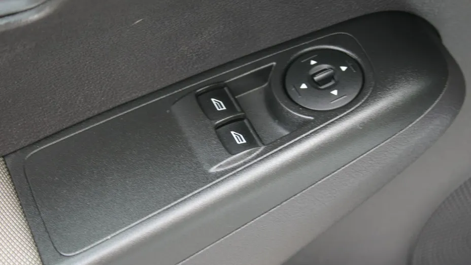 FORD Transit Courier -