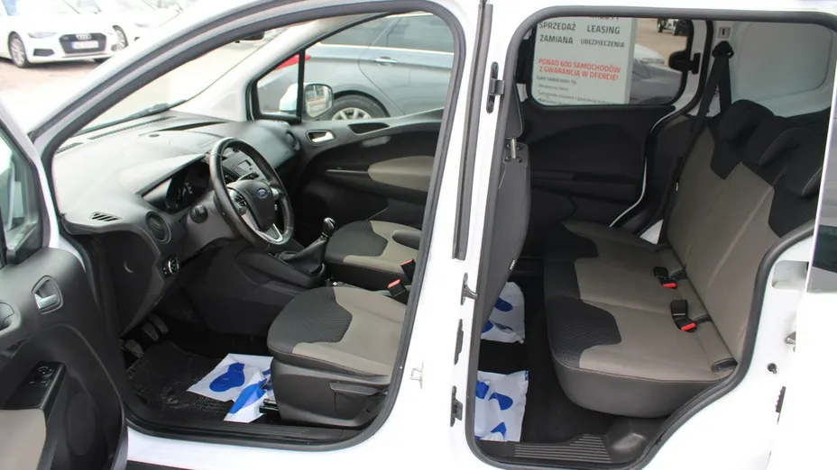 FORD Transit Courier -