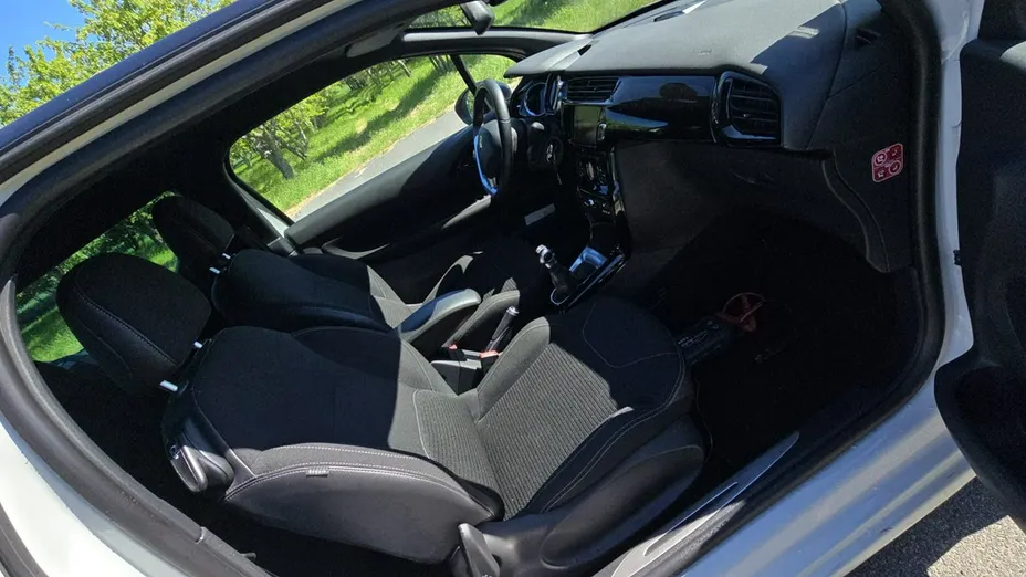 CITROEN DS3 -