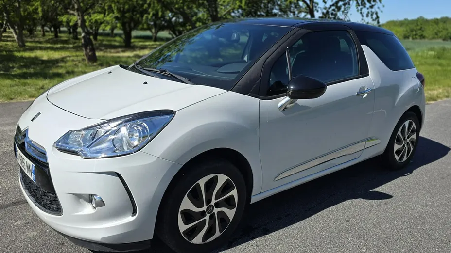 CITROEN DS3 -