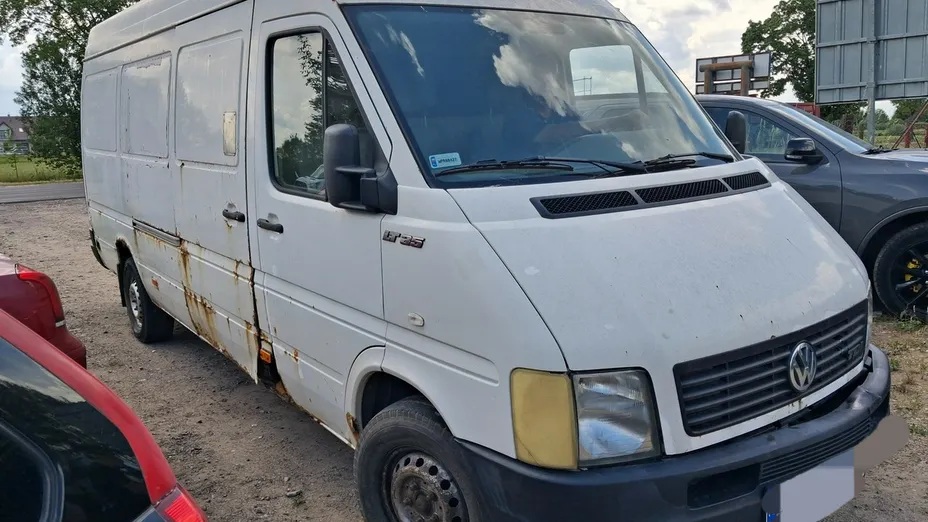 VOLKSWAGEN LT -