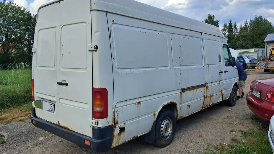 VOLKSWAGEN LT -
