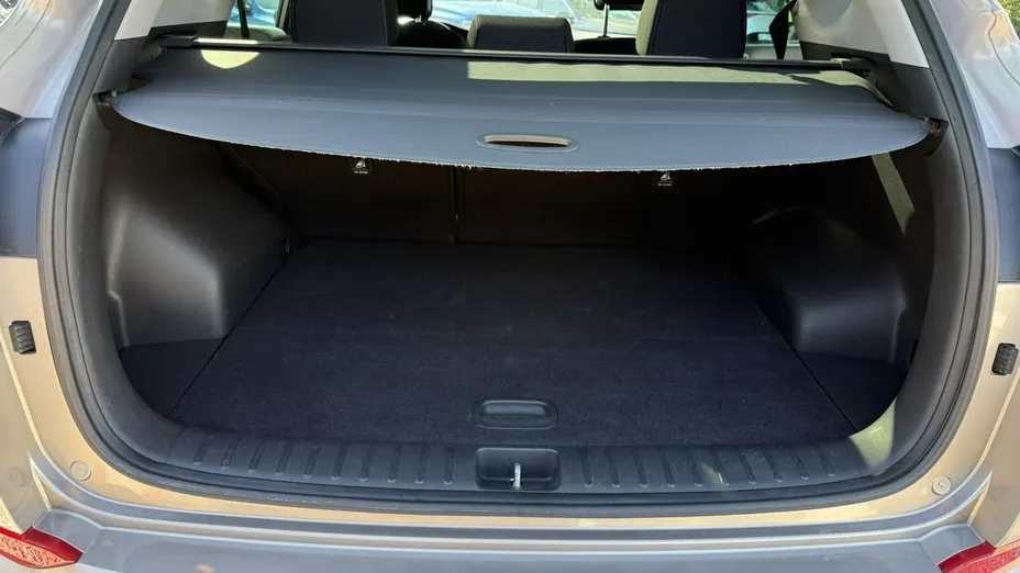 HYUNDAI Tucson -