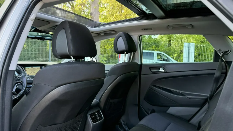HYUNDAI Tucson -