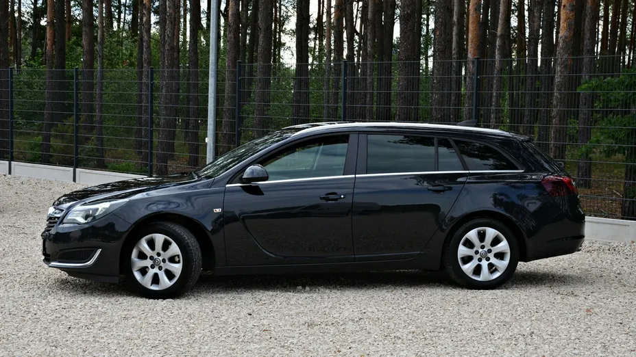 OPEL Insignia -