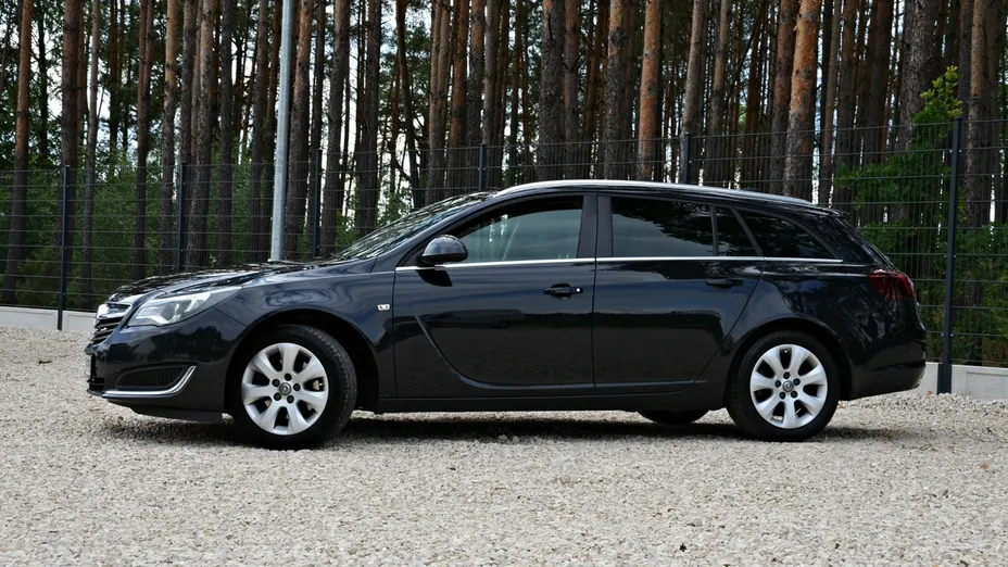 OPEL Insignia -