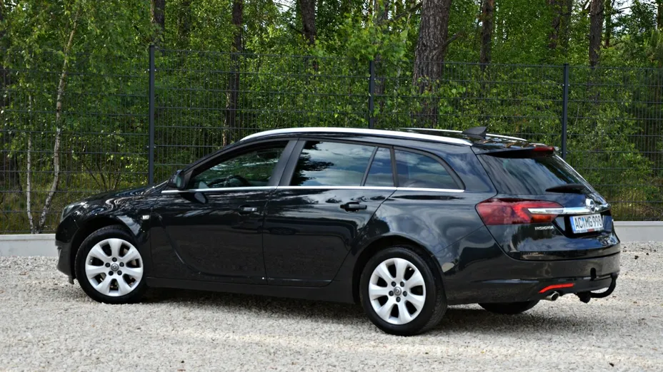 OPEL Insignia -