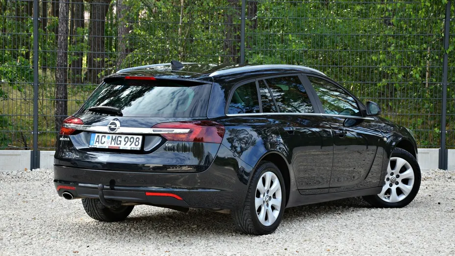 OPEL Insignia -