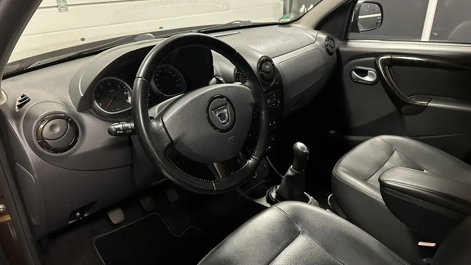 DACIA Duster -