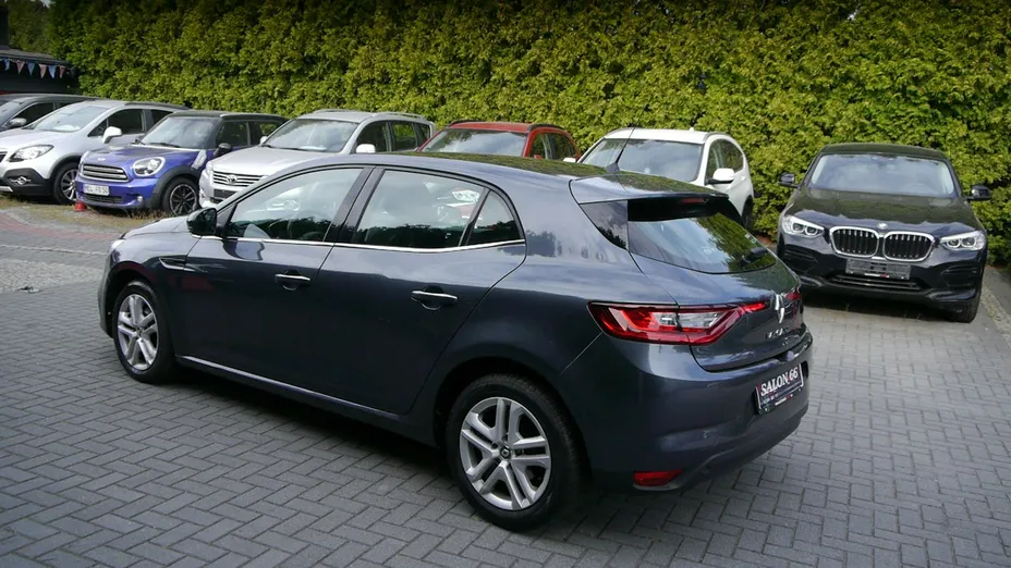 RENAULT Megane -