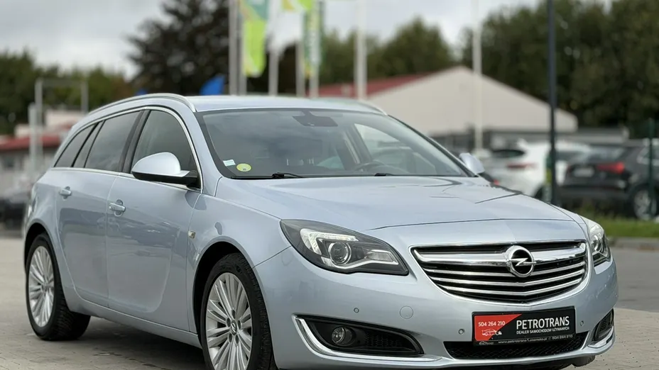 OPEL Insignia -