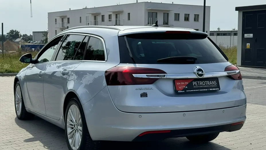 OPEL Insignia -