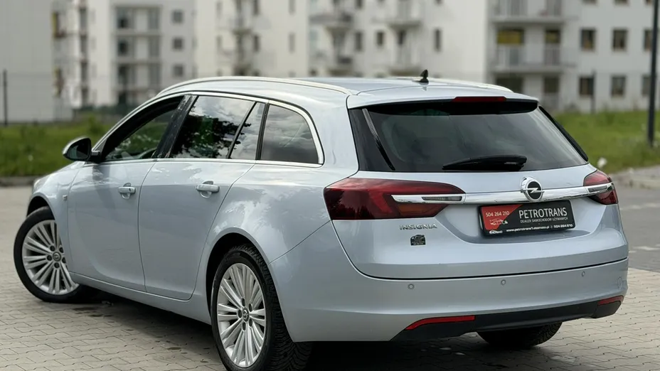 OPEL Insignia -