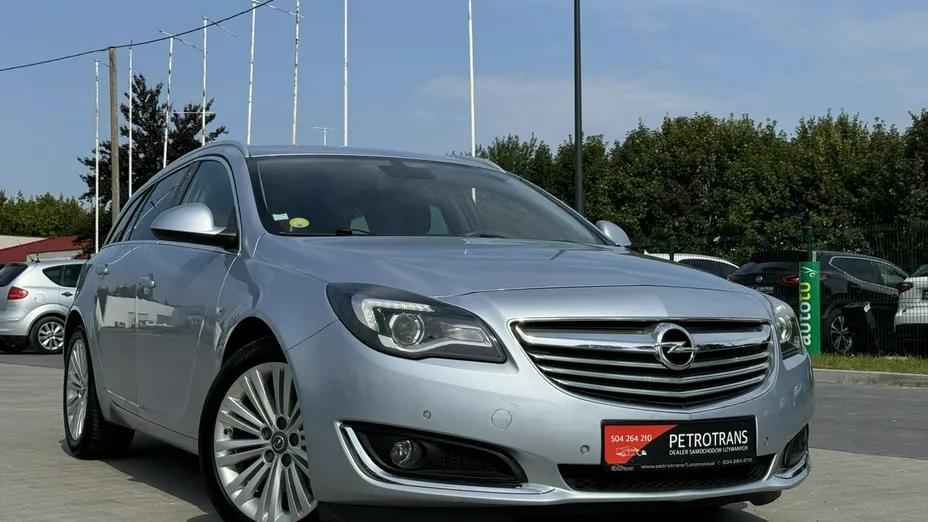 OPEL Insignia -