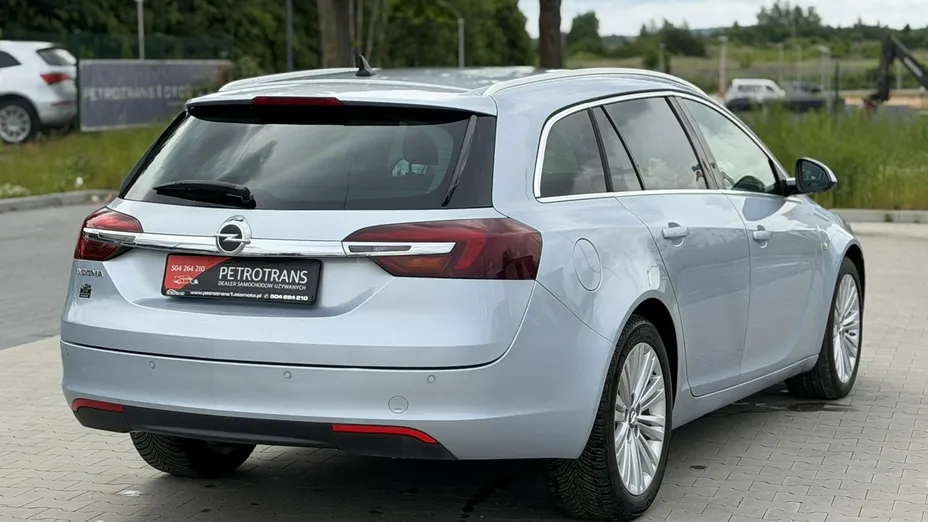 OPEL Insignia -