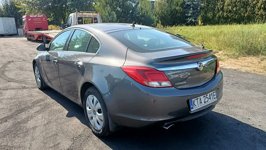 OPEL Insignia -