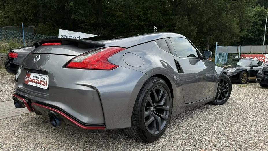 NISSAN 370 Z -
