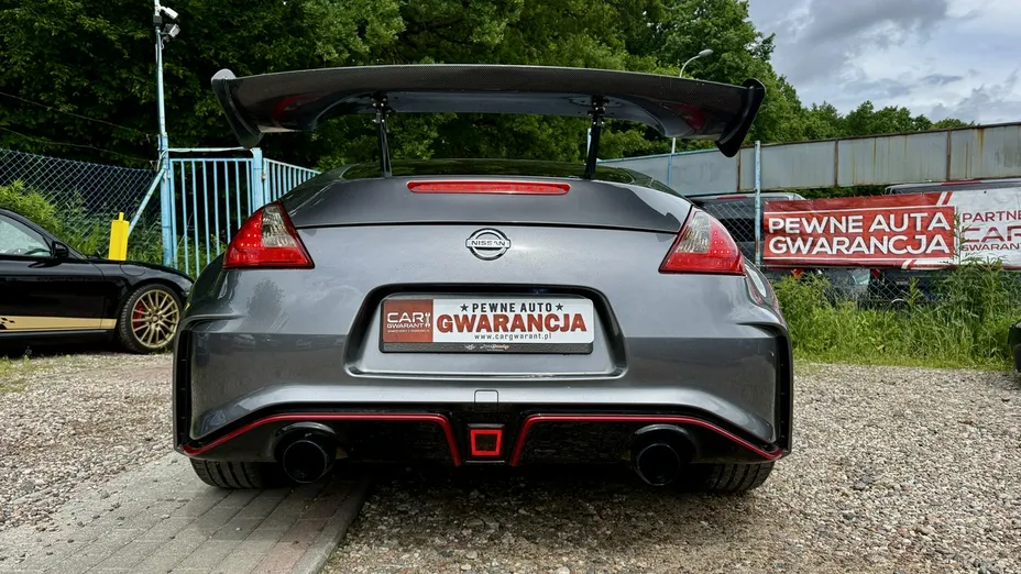NISSAN 370 Z -
