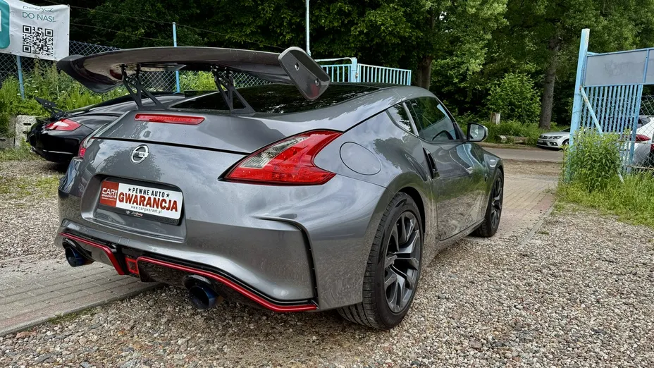 NISSAN 370 Z -