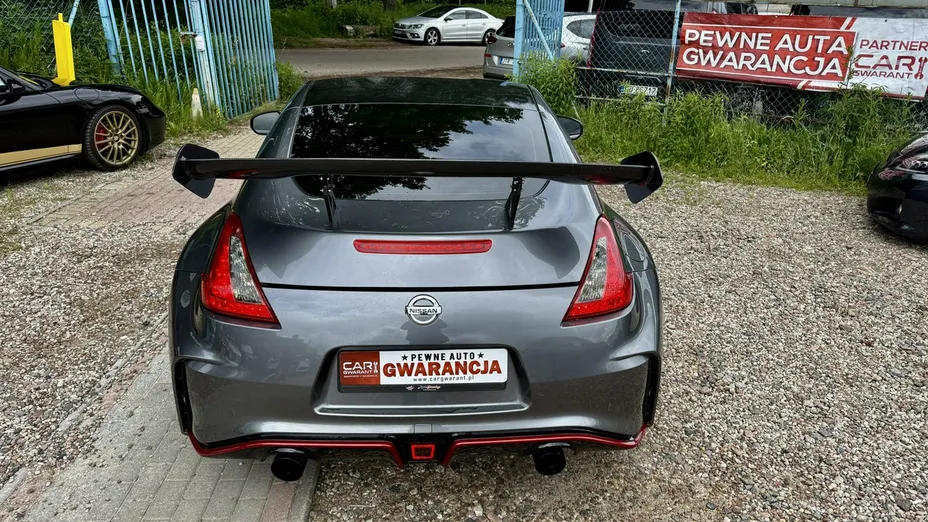 NISSAN 370 Z -