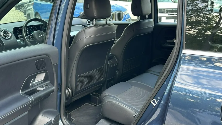 MERCEDES-BENZ GLB -