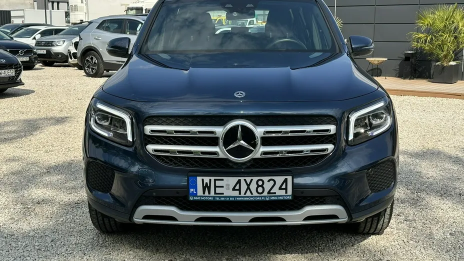 MERCEDES-BENZ GLB -