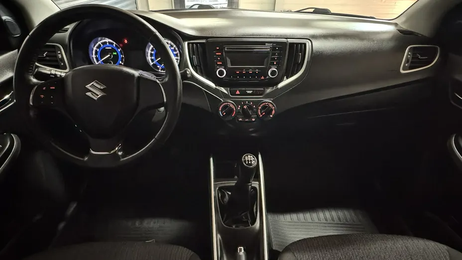 SUZUKI Baleno -