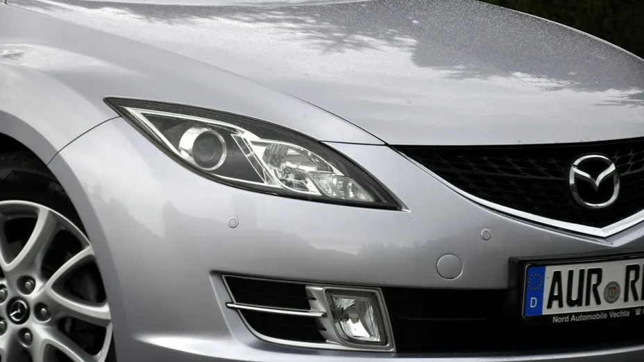 MAZDA 6 -