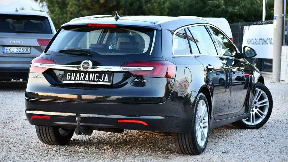 OPEL Insignia -