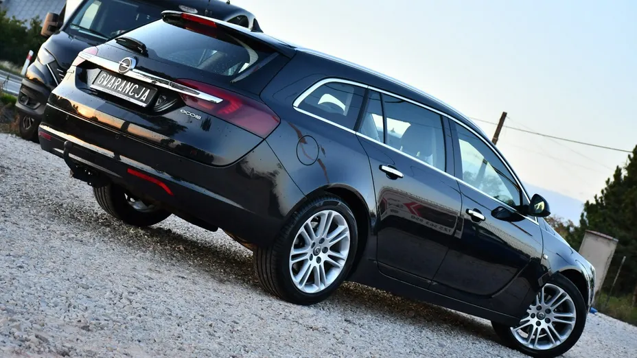 OPEL Insignia -