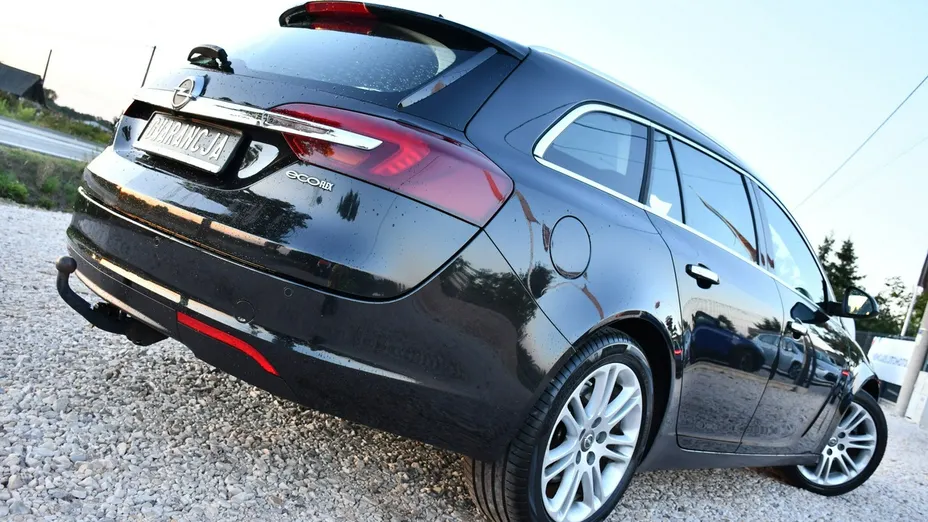 OPEL Insignia -
