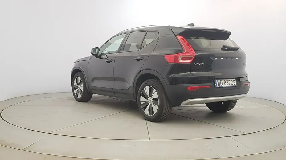 VOLVO XC40 -