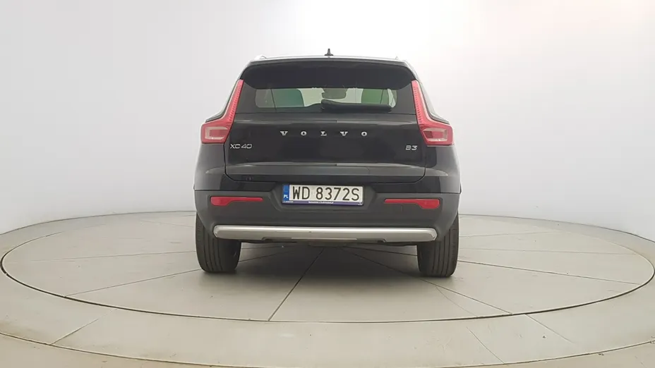 VOLVO XC40 -