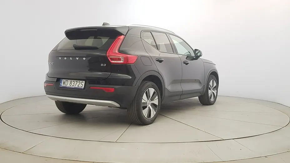 VOLVO XC40 -