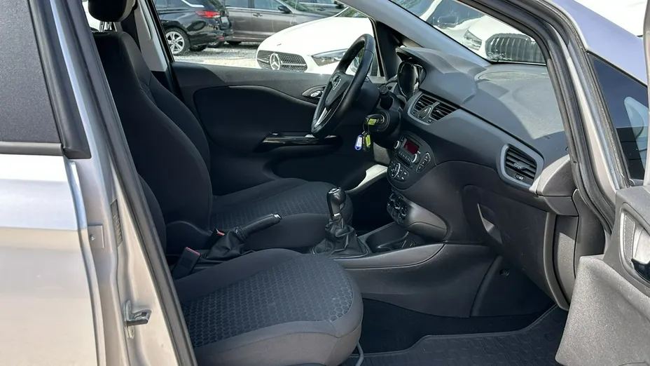 OPEL Corsa -