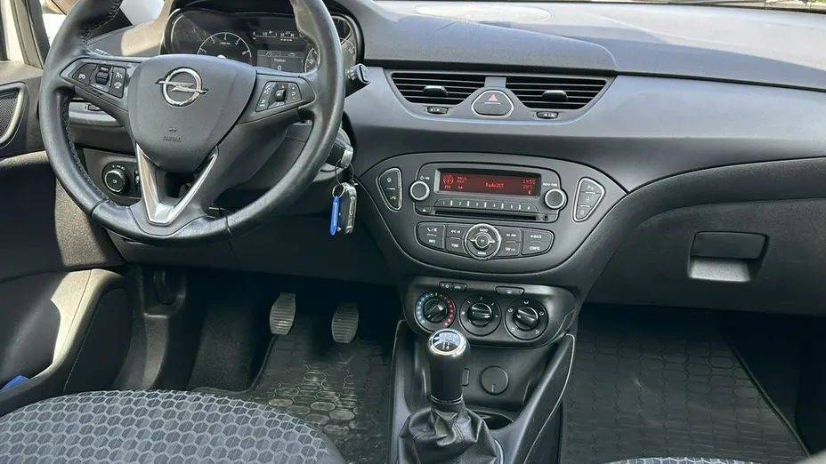 OPEL Corsa -