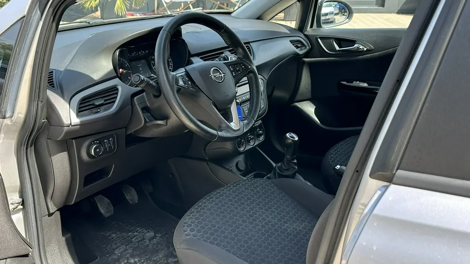 OPEL Corsa -