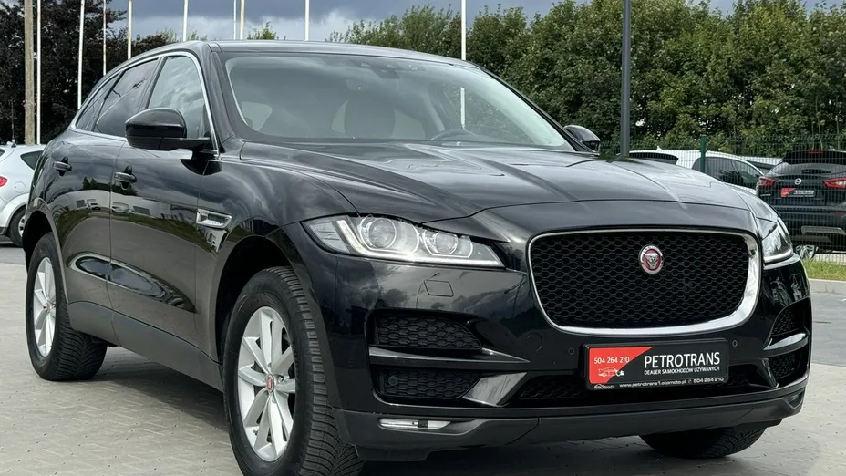 JAGUAR F-Pace -