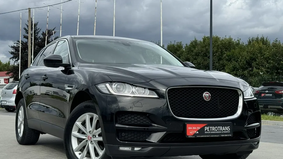 JAGUAR F-Pace -