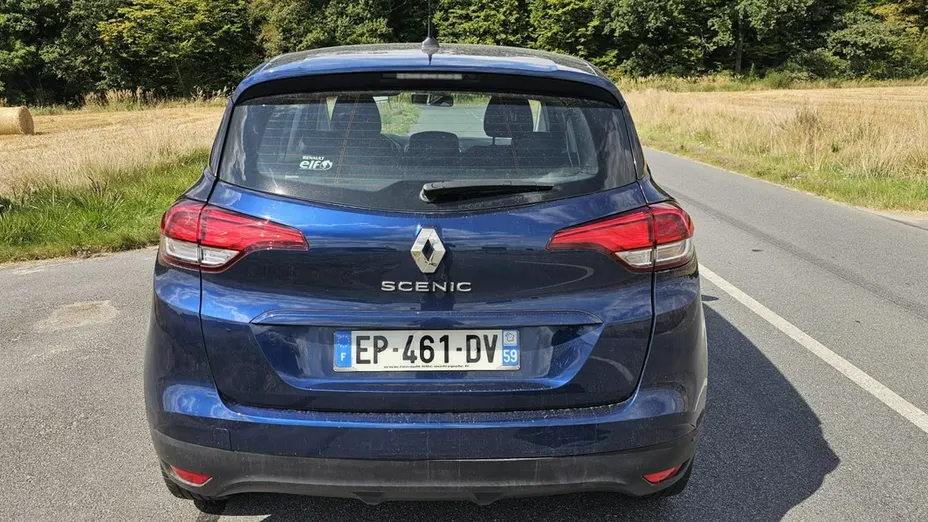 RENAULT Scenic -